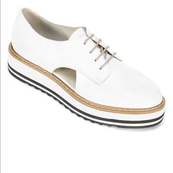 white mountain dress shoes